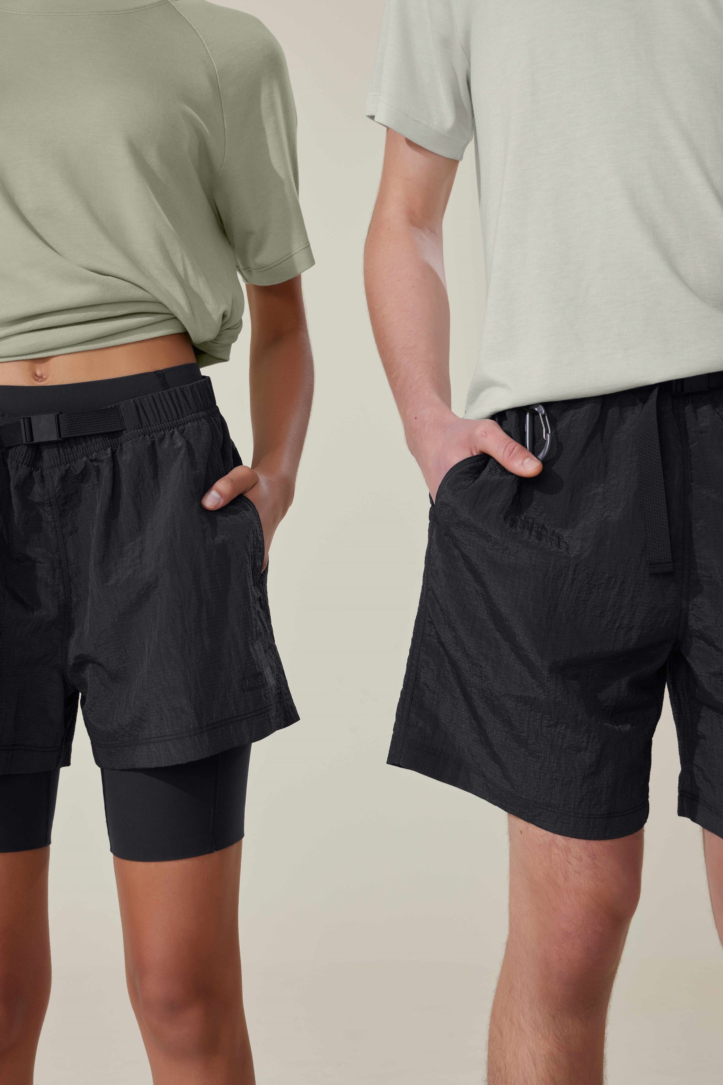 Neutral Adjustable Color-blocked Sports Shorts (Female)
