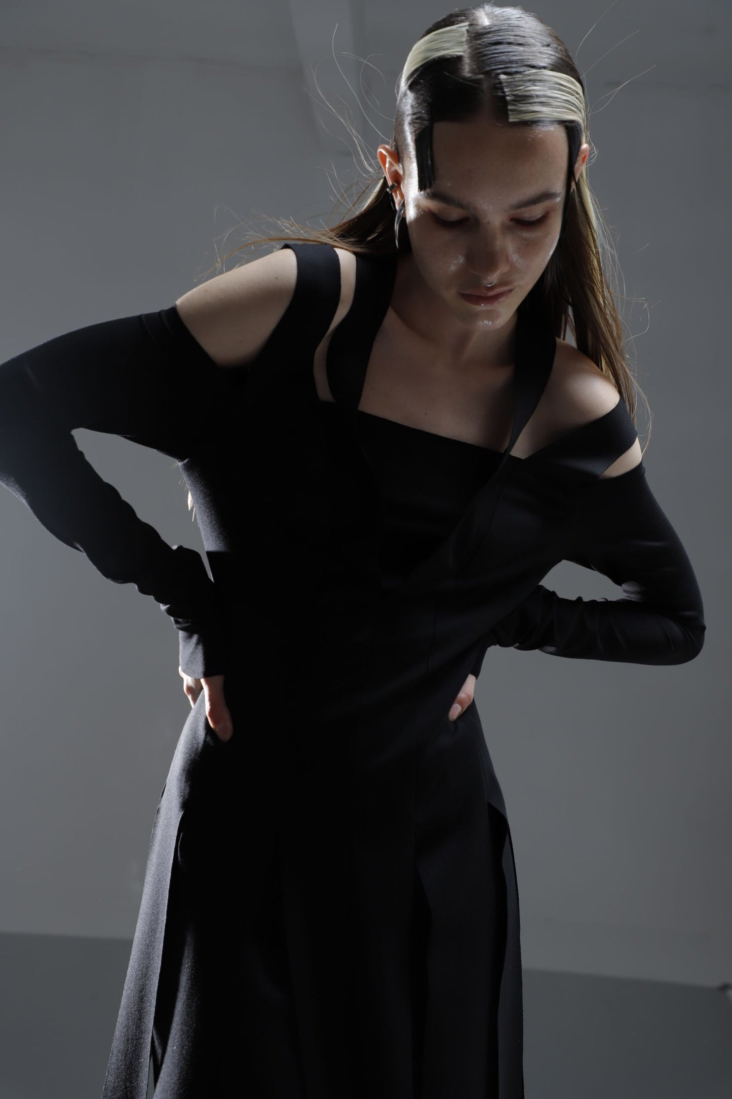 Irregular Black Long-Sleeved Base Shirt