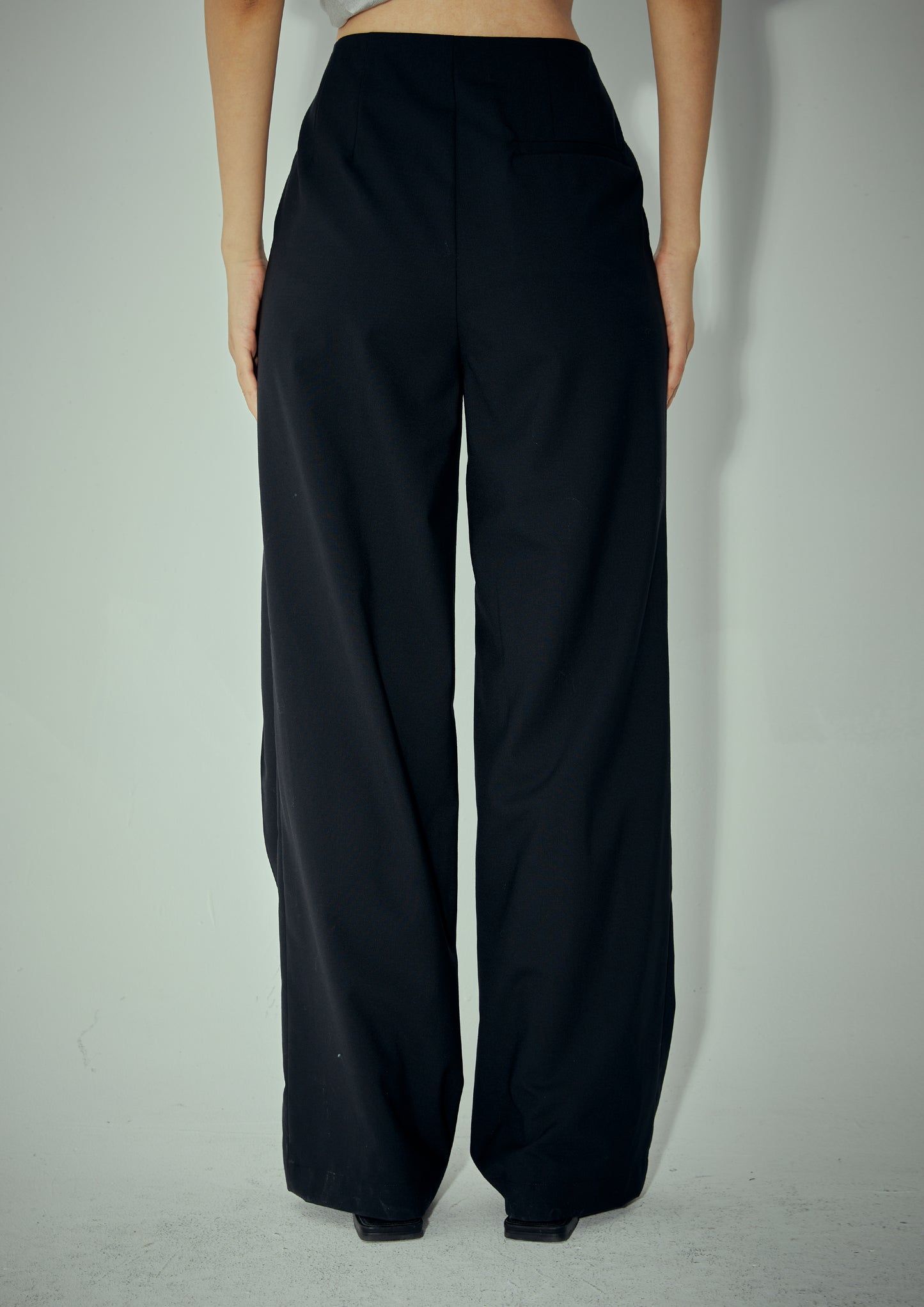Pleated Black Trousers