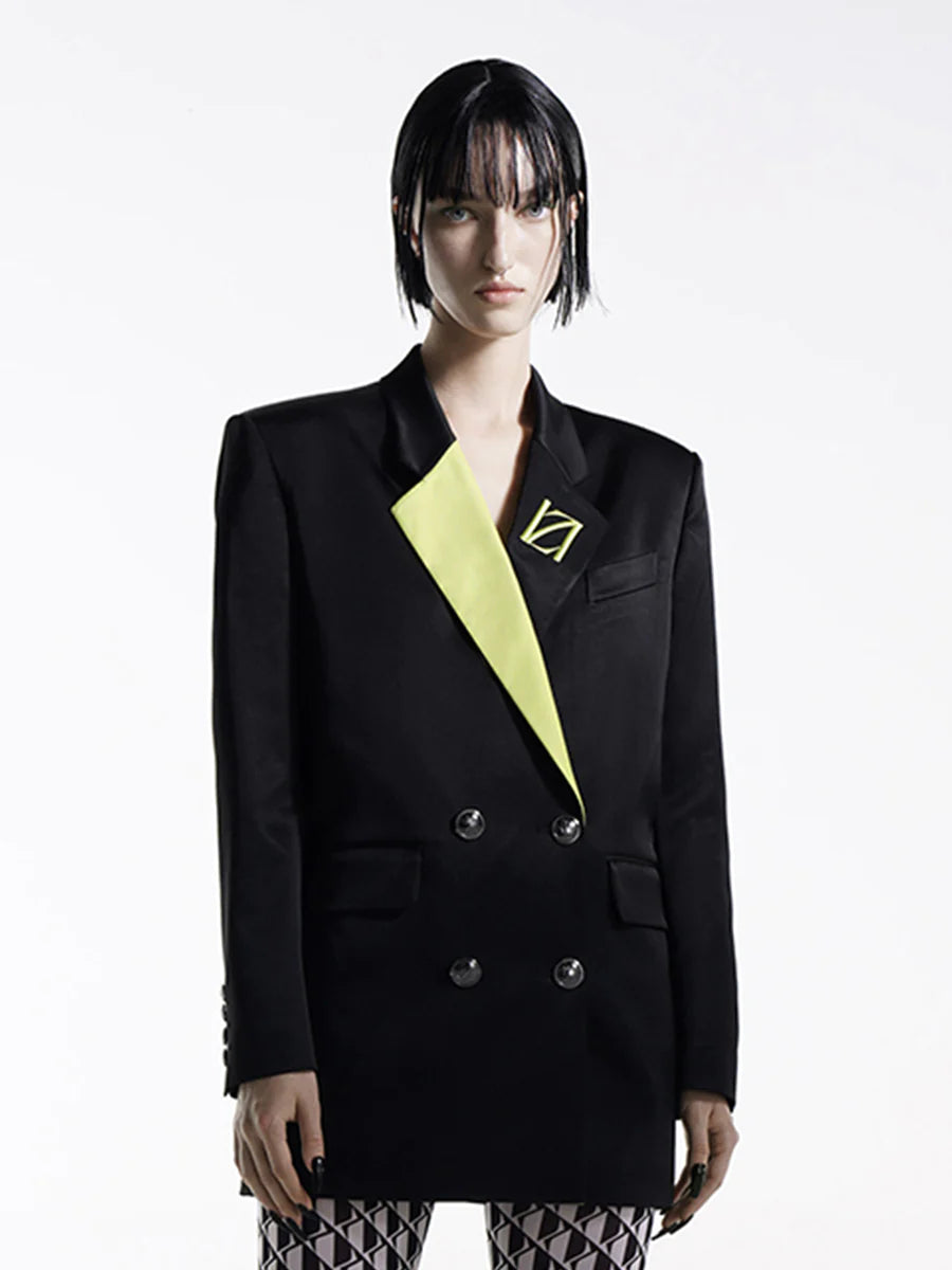 BLACK DOUBLE-BREASED OVERSIZED BLAZER WITH GREEN COLLAR
