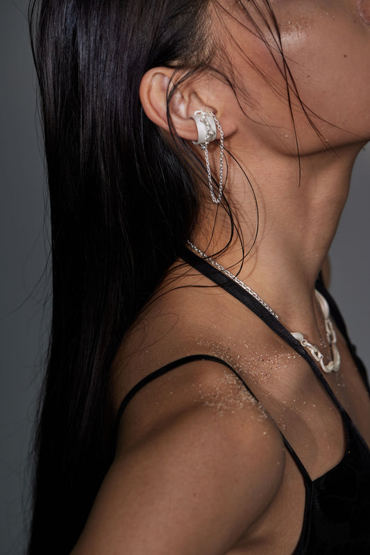Chained Dune Ear Cuff